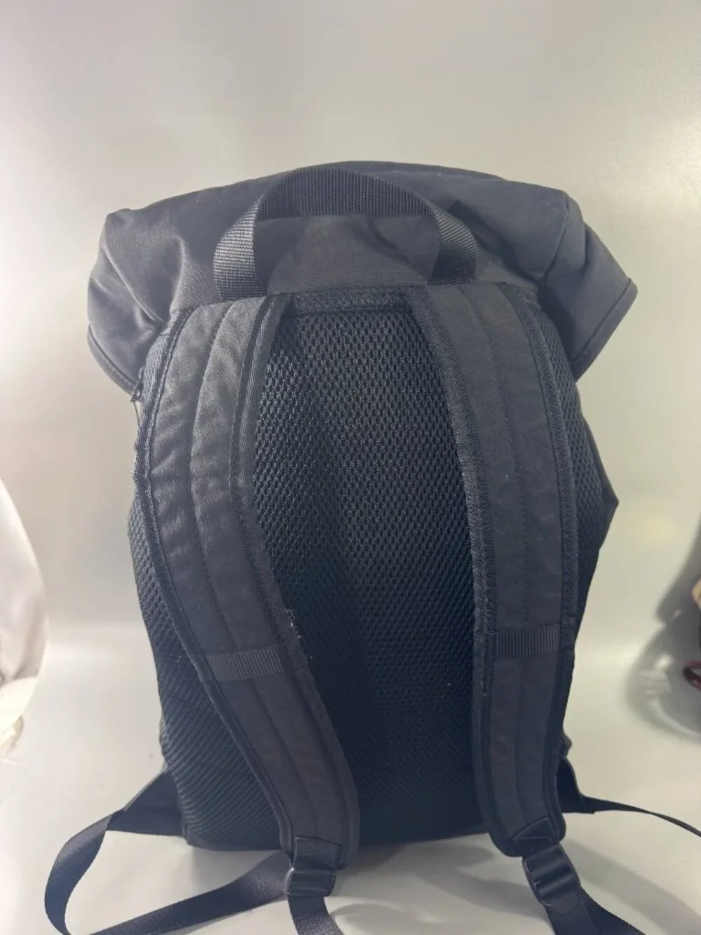 Lululemon Command The Day Backpack *24L in Black